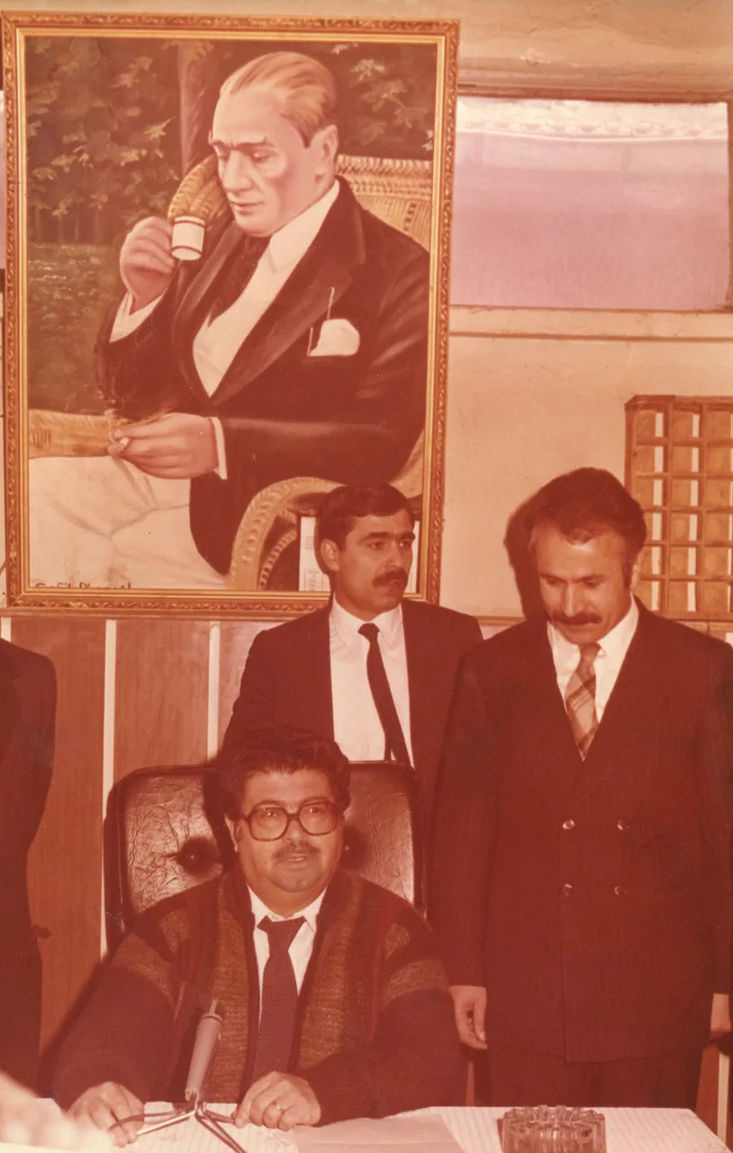 Turgut Özal portresi