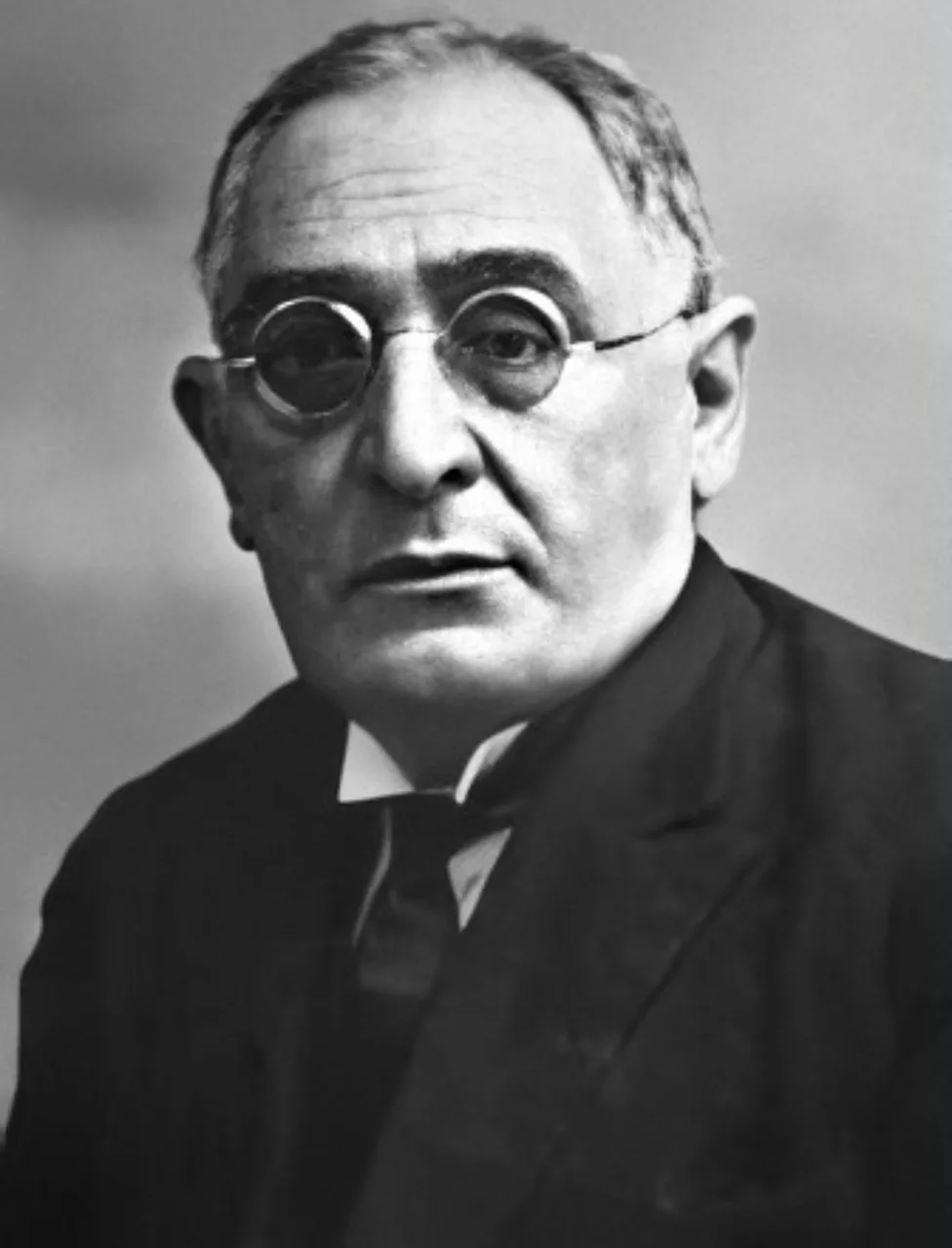 Ahmet Ağaoğlu portresi