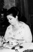 Nazmiye Demirel portresi
