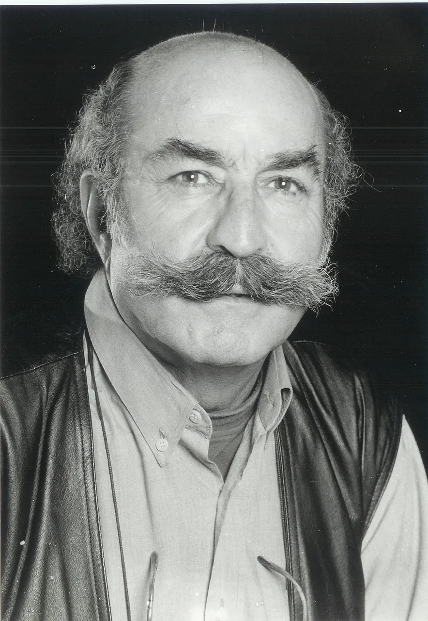 Yılmaz Onay portresi